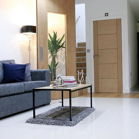 Executive Bright And Airy Studio Apartment In Sydenham London Ngoại thất bức ảnh