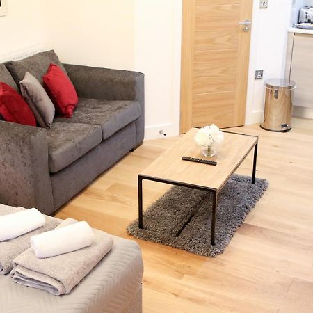 Executive Bright And Airy Studio Apartment In Sydenham London Ngoại thất bức ảnh