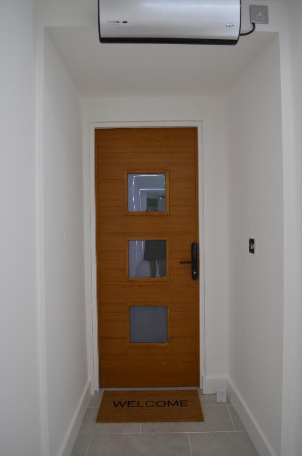 Executive Bright And Airy Studio Apartment In Sydenham London Ngoại thất bức ảnh